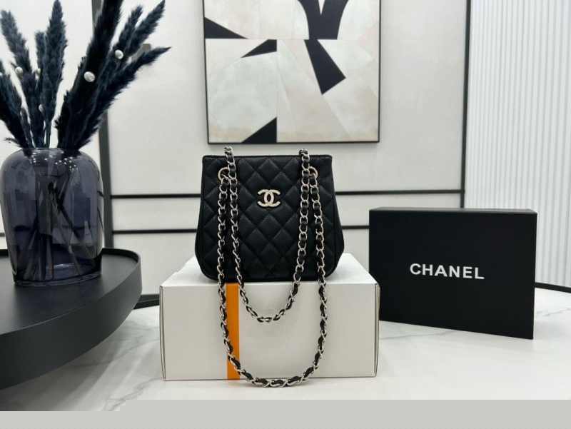 Ch*el shopping bags